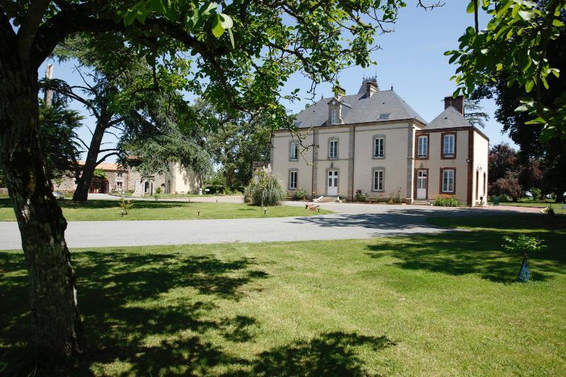 Chateau De La Richerie Beaurepaire  Экстерьер фото